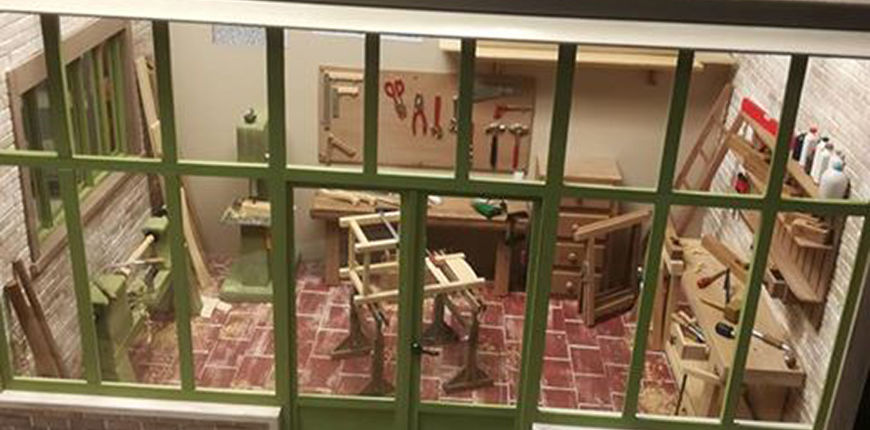 Photo d'un atelier de menuisier au 1/12ème réalisé par Alain Malatesta