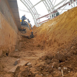 Venez découvrir les travaux de la piscine en images.